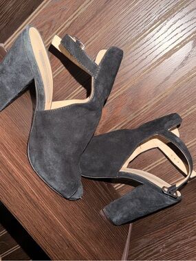 Chinese Laundry Black Suede Block Heel Slingback Peep-Toe Sandals